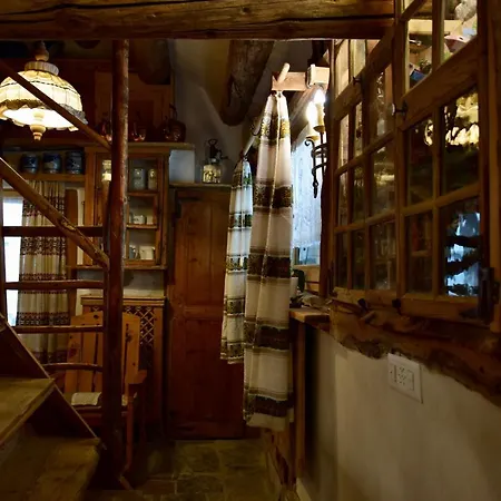 Chalet Chalet Chesa Orlegna *