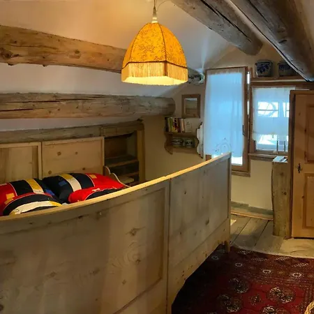 Chalet Chesa Orlegna Chalé